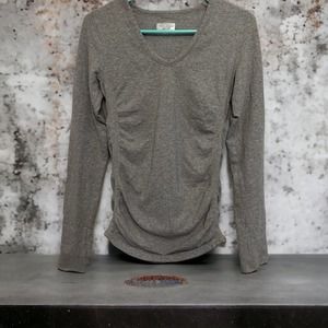 Athleta women’s Foresthill long sleeve ribbed top. Size small